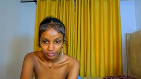 Snapshot of _mimimars chatting on 03.04.26 Mimi online show from 03.04.26