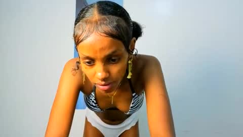 Snapshot of _mimimars chatting on 03.08.26 Mimi online show from 03.08.26