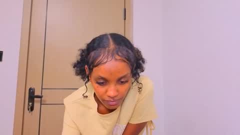 Snapshot of _mimimars chatting on 04.05.26 Mimi online show from 04.05.26