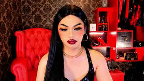 Raven Strauss online show from 09.21.25