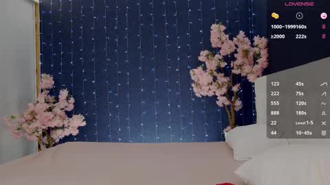 Victoria online show from 09.30.25