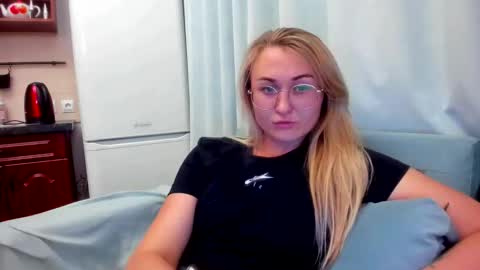 Eva online show from 09.10.25