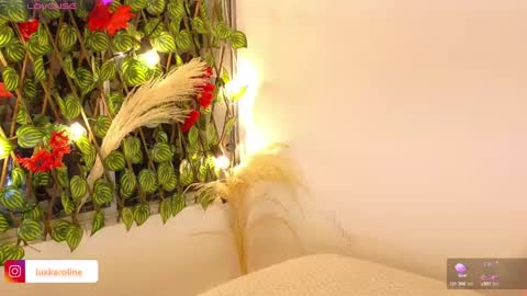 karoline uwu online show from 02.22.25