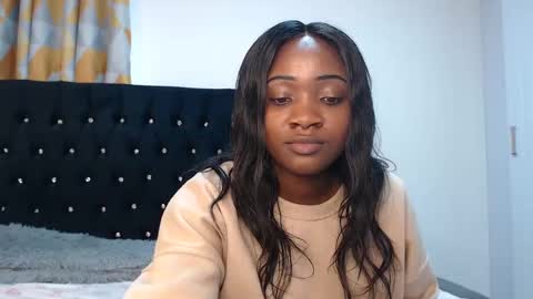 Snapshot of _miss_lofty chatting on 12.22.24 Lofty online show from 12.22.24
