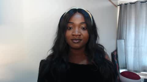 Snapshot of _miss_lofty chatting on 02.15.25 Lofty online show from 02.15.25