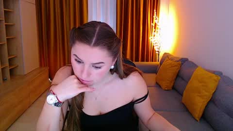 Mia online show from 03.26.26