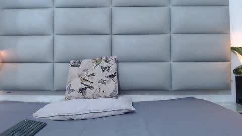Snapshot of _miss_saray chatting on 09.14.25 saray online show from 09.14.25