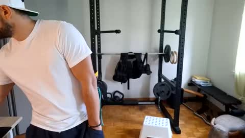 BENJI online show from 10.02.25