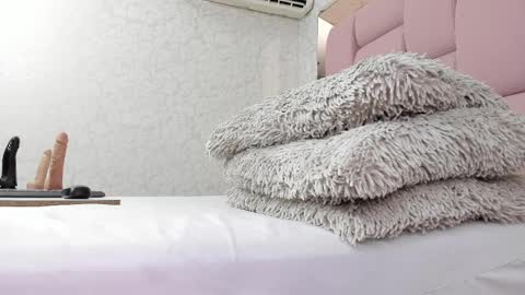 _molly_rosse_ online show from 03.08.25