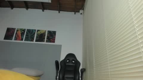 Snapshot of _molly_rosse_ chatting on 02.05.26 _molly_rosse_ online show from 02.05.26