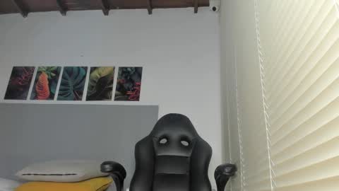 Snapshot of _molly_rosse_ chatting on 02.13.26 _molly_rosse_ online show from 02.13.26