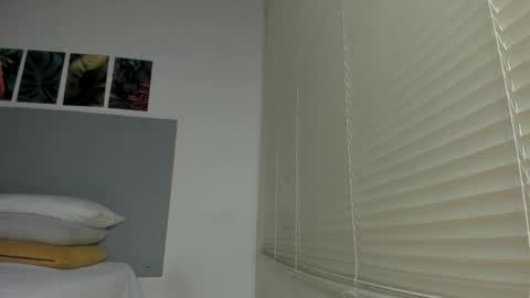 Snapshot of _molly_rosse_ chatting on 02.20.26 _molly_rosse_ online show from 02.20.26