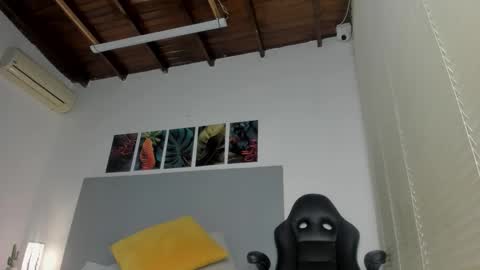 Snapshot of _molly_rosse_ chatting on 02.21.26 _molly_rosse_ online show from 02.21.26