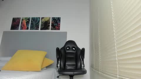 Snapshot of _molly_rosse_ chatting on 02.28.26 _molly_rosse_ online show from 02.28.26