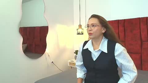 Snapshot of _monaliza_ chatting on 06.06.26 _monaliza_ online show from 06.06.26