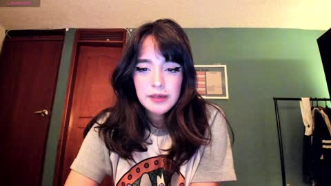 Snapshot of _moon_cake_ chatting on 02.07.25 Next stream 950 pm Colombia time xd online show from 02.07.25