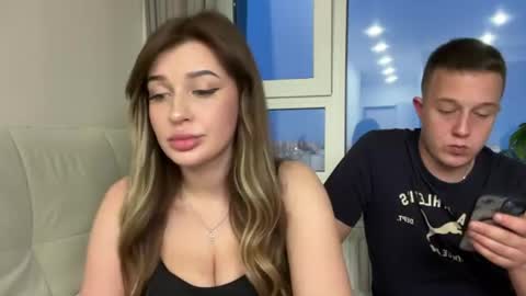 Snapshot of _moonberry_ chatting on 06.17.26 Becca Tony online show from 06.17.26