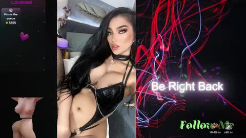 Snapshot of _morganmoore_ chatting on 12.16.24 MORGAN KEEP ON FOLLOWING online show from 12.16.24