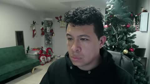 Panda  online show from 12.21.25