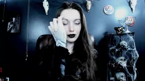 _naamah online show from 10.05.25