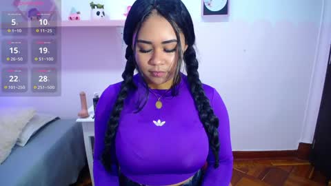 Snapshot of _nahom_ chatting on 12.31.24 nahomi online show from 12.31.24