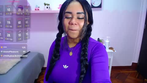Snapshot of _nahom_ chatting on 12.31.24 nahomi online show from 12.31.24
