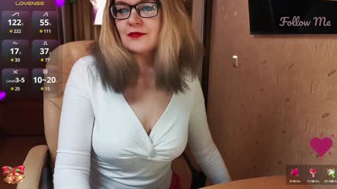 Snapshot of _natali_ chatting on 12.07.24 MagicWoman online show from 12.07.24
