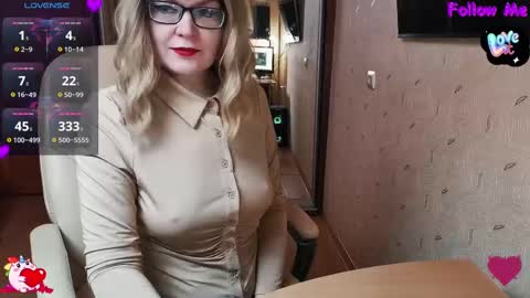 Snapshot of _natali_ chatting on 03.02.25 MagicWoman online show from 03.02.25