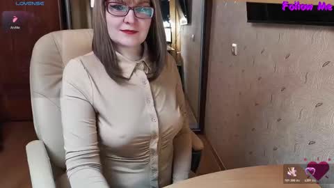 MagicWoman online show from 12.03.25