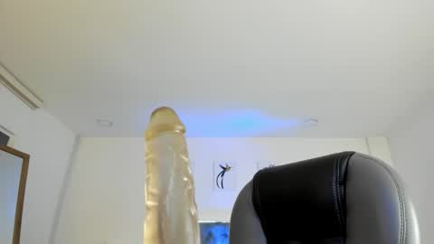 Natalie online show from 10.12.25