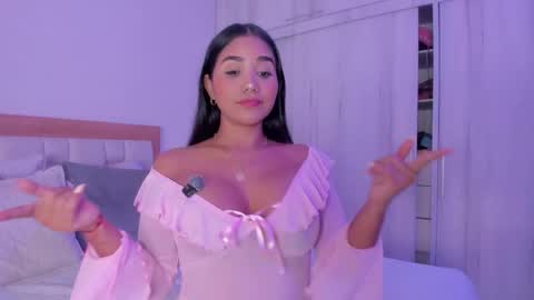 Snapshot of _natasha18_ chatting on 10.15.25  Natasha online show from 10.15.25