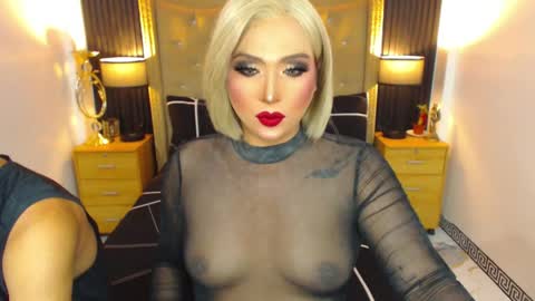 _natashacooper_ online show from 04.03.26