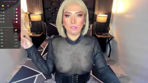 _natashacooper_ online show from 06.07.26