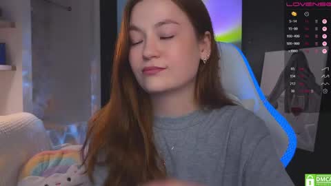 Mia with a big heart  online show from 05.27.26