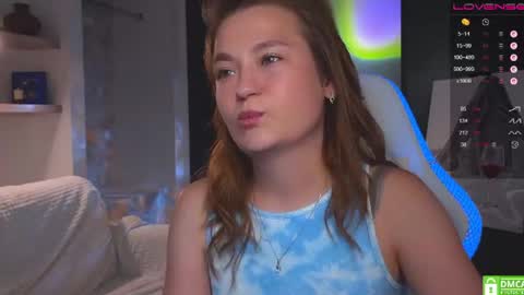 Mia with a big heart  online show from 07.25.26