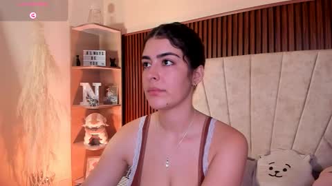 Snapshot of _niah_ chatting on 10.19.25 Niah  You can call me Ni or cutie haha online show from 10.19.25