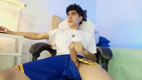 Snapshot of _nickconnor1 chatting on 10.22.25 Nicolas online show from 10.22.25