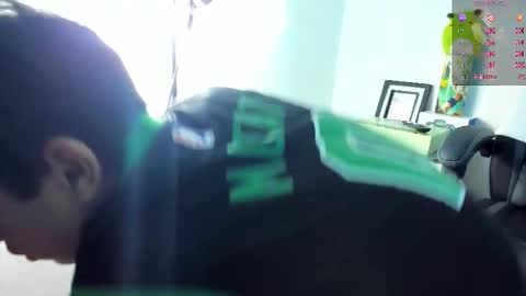 Snapshot of _nickconnor1 chatting on 10.24.25 Nicolas online show from 10.24.25