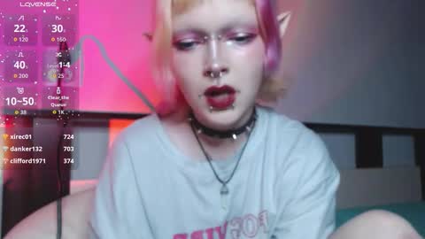 Nicole online show from 11.27.25