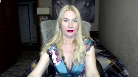 Snapshot of _night_fantasy_ chatting on 12.05.24 Donella    online show from 12.05.24
