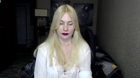 Snapshot of _night_fantasy_ chatting on 01.29.25 Donella    online show from 01.29.25