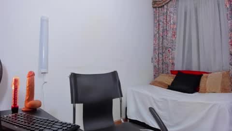 Niki online show from 02.20.25