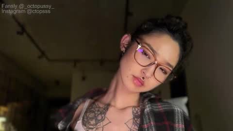 Mikayla online show from 03.31.26