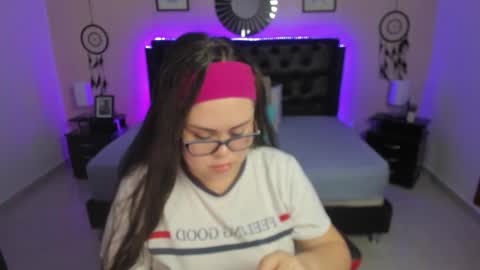 Olivia jones online show from 09.26.25