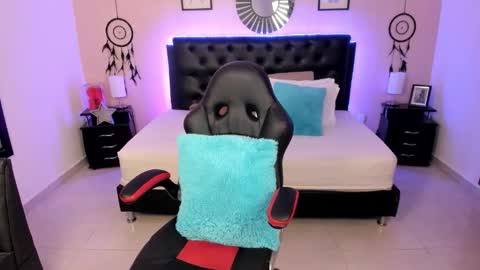 Olivia jones online show from 03.22.26