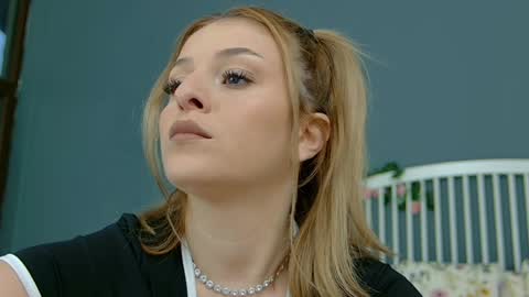 Alisa online show from 04.03.26