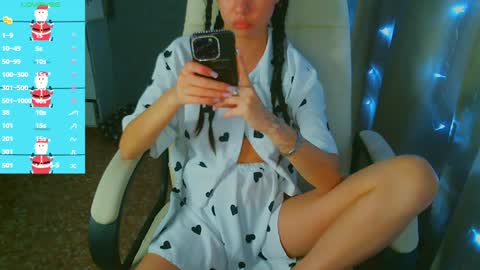 Ilona online show from 12.30.24