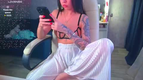 Ilona online show from 03.17.26