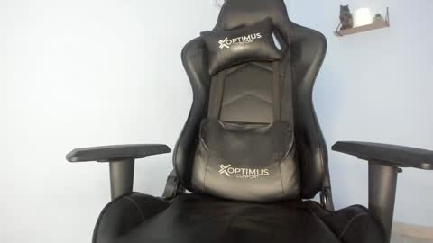 Snapshot of _poseidon1_ chatting on 01.26.25 Poseidon online show from 01.26.25