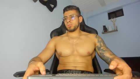 Snapshot of _poseidon1_ chatting on 02.21.25 Poseidon online show from 02.21.25